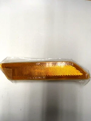 Reflector de parachoques derecho Chrysler Sebring 2007-2010 OEM Mopar 4389698AC Foto 1 de 4