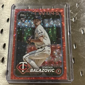 2024 Topps Serie 1 Jordan Balazovic Twins RC #263 Lámina Crackle Roja/199 - Imagen 1 de 3
