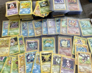 VINTAGE HOLO RARE GUARENTEED - Old Pokemon Cards - 100% Vintage Pack - ONLY WOTC - Picture 1 of 4