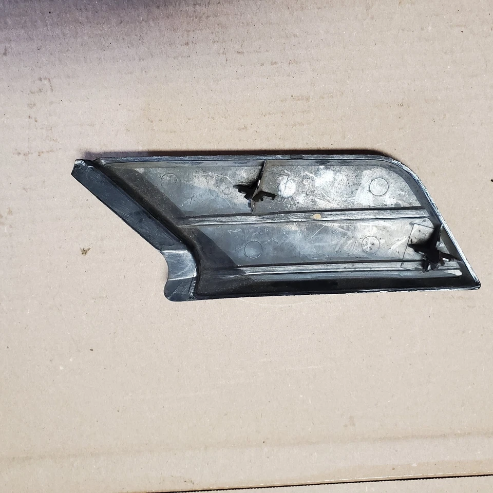 Honda CT70 1971 Trail pestillo de asiento OEM Foto 1 de 1