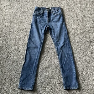 Levi's 502 Taper Jeans 18 Regular Boys Youth 29x29 Cotton Blend Blue - Picture 1 of 4