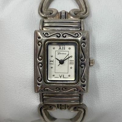 Reloj Geneva Tank Mujer 22mm Tono Plata Puño Bisagras Pátina Batería Nueva 6.25" Foto 1 de 4