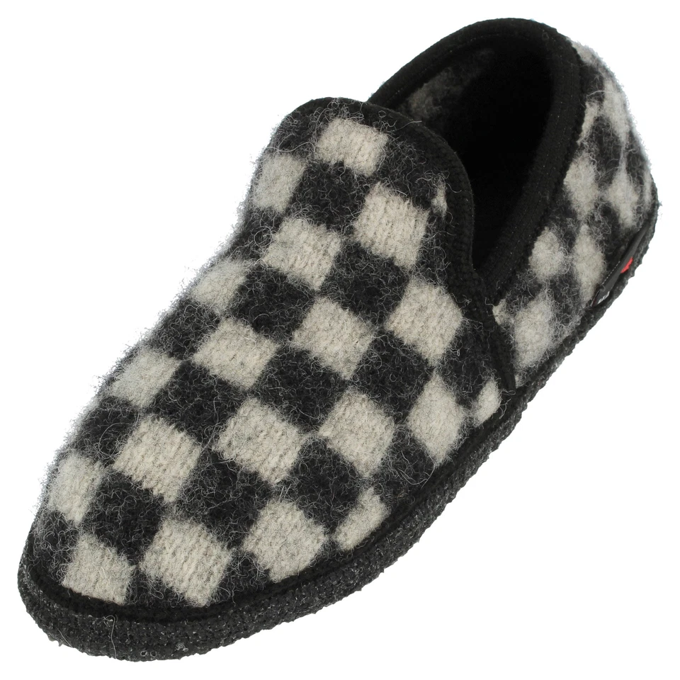 Haflinger Loafer Chess Slipper aus reinem Wollfilz