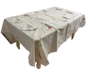 Vintage Christmas Floral Applique Tablecloth 205 cm x 170 cm + 8 Napkins 40 cm - Picture 1 of 23