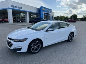 2020 Chevrolet Malibu LT - Picture 1 of 12