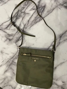 Michael Kors Kelsey Smooth Nylon Crossbody Bag Blue - Picture 1 of 9