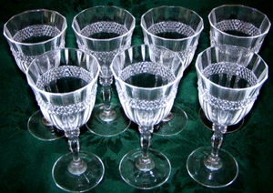 7 Cristal d'Arques Durand Annecy Clear Wine Glasses - Picture 1 of 2