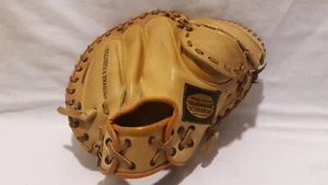 Louisville Slugger Catchers Glove Mitt H&B RHT Major Leaguer LSC 210 - Picture 1 of 8