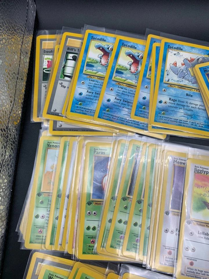 100 OLD VINTAGE POKEMON CARDS Pokemon Original Sets Lot WOTC 1999-2003 NM-LP - Image 1 of 2
