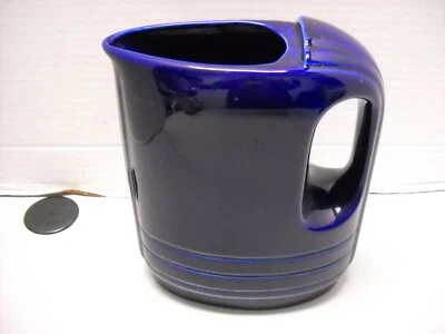 Jarra jarra Westinghouse vintage de los años 40 azul cobalto Hall China 64 oz. Foto 1 de 4