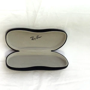 Estuche rígido Ray-Ban negro con cubierta para ojos 61/2" - Imagen 1 de 4