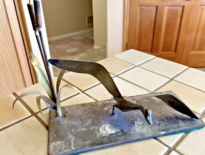 BRUTALISTA MCM METAL ESCULTURA GRÚA PÁJARO LATÓN COLAS DE GATO 11" X 7" Foto 1 de 4