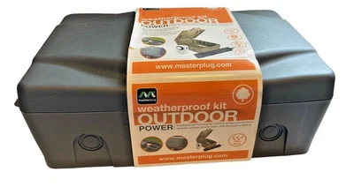 Masterplug Weatherproof Outdoor Power Box Kit IP54 4-Gang 8m Extension 13A - Image 1 of 4