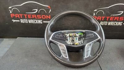 Cadillac XT5 2017 volante envuelto en cuero negro térmico Foto 1 de 4