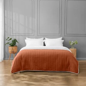 Luxury Reversible Pinsonic Quilted Bedspread Throw Comforter Bedding Double Size - Picture 1 of 13