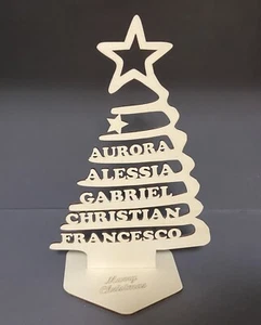 ALBERO DI NATALE CON NOMI IN LEGNO PERSONALIZZATO - Foto 1 di 3