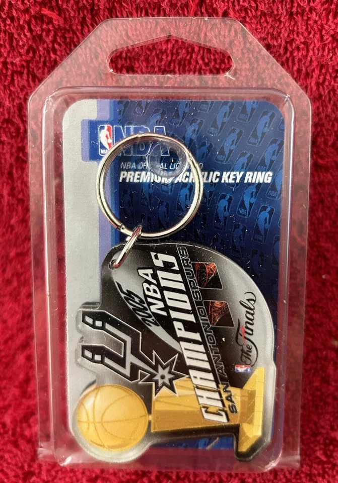 San Antonio Spurs 2005 NBA Champions KEY CHAIN Keychain Wincraft - Image 1 of 4