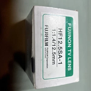 Fujinon TV Lens HF12.5SA 1:1.4/12.5mm C-Mount - Picture 1 of 2