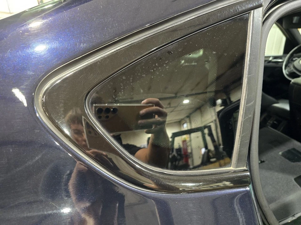 Passenger Quarter Glass Privacy Tint Fits 15-18 BMW X4 636749 Foto 1 de 4