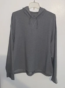 NIKE Yoga Womens Sz Medium Dri-Fit Lightweight Pullover Gray Hoodie Sweater - Picture 1 of 7