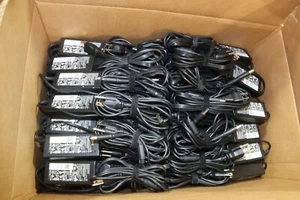 lot of 100 GENUINE DELL HA65NS5-00 65W, 19.5V, 3.34A Laptop Charger Big Pin - Picture 1 of 1