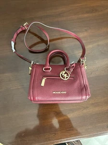 Cartera Michael Kors Carine extra pequeña de cuero granulado - Imagen 1 de 7