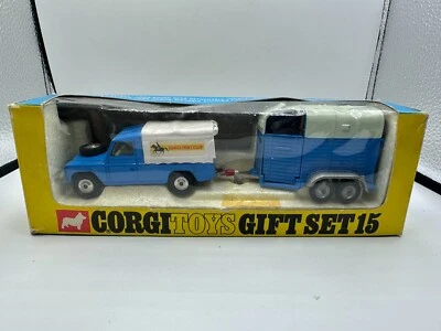 Corgi Gift Set 15 Land Rover & Horse Box - in scatola originale - Immagine 1 di 4