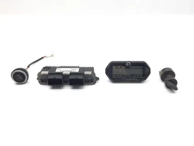 Llave de tablero velocímetro ECU 2015 Can-Am Commander 800R 4x4 DPS 3375 Foto 1 de 4
