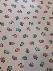 100% Cotton White W/Pastel Flowers Knit Fabric BTY Vintage? 60" Wide - Picture 1 of 2