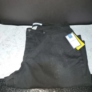 Croft Barrow Jeans Womens 14 Natural Fit Super Dark Wash Straight Leg New - Picture 1 of 7
