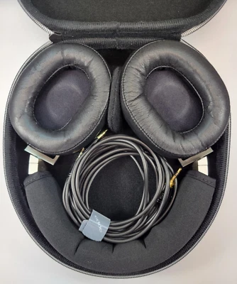 OPPO PM-3 Closed Back Magnetic Planar Headphones Black Tested  Sound Great READ - Image 1 of 4