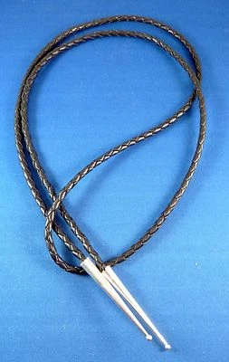 NUEVO 43.5" Cuero Genuino Negro 4mm BOLO Cordón Esterlina Pequeño Cuentas Bola Corbata CONSEJOS Foto 1 de 3