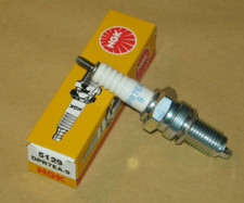 Spark plug NGK for Arctic Cat/Textron DVX 300 euros 2WD year 208-2016