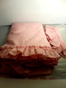Tenda da doccia Dawson rosa con volant 66''x66'' usata in ottime condizioni! - Foto 1 di 5