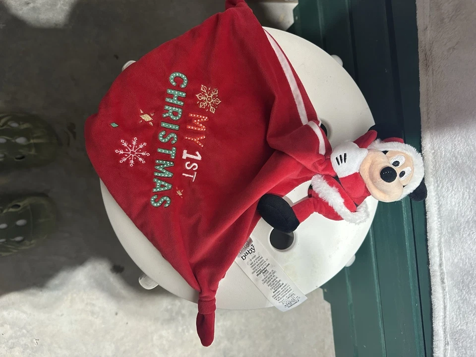 Одеяло Mickey Mouse My First Christmas Lovey Security в полоску Santa Disney Baby - Изображение 1 из 4