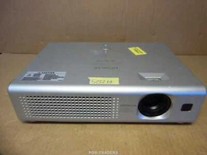 Hitachi CP-RS55 Projector Beamer VGA SVGA 3LCD 1500 LUMENS -No Remote- 582 HOURS - Bild 1 von 3