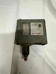 Penn P170AA-118 Head Pressure Fan Cycling All Range - Picture 1 of 4