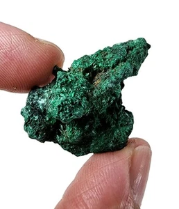 Velvet Malachite Fibrous Specimen from the Congo 6.3 grams. - Picture 1 of 3