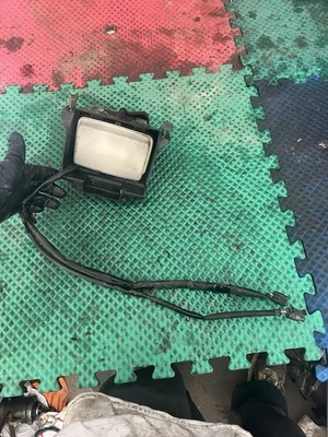 B3 2001-2004 01-04 Honda foreman 500 Rubicon lower  head light light - Image 1 of 4