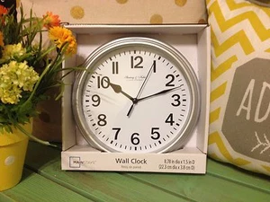 reloj de pared blanco - Imagen 1 de 3