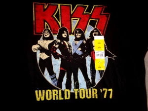 NWT KISS Love Gun World Tour 77 T Shirt -  Ace Gene Peter Paul  New  Large - Picture 1 of 5