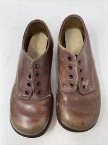 Scarpe bambino Clarks vintage in pelle - Foto 1 di 6