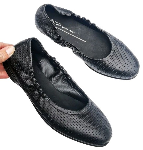 Piatti slip on Ecco Incise Enchant ballerina in pelle nera taglia 6