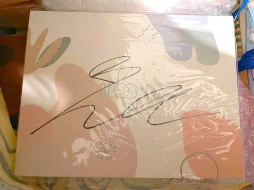 IZ*ONE [BLOOM*IZ] Autographed Signed Album IZONE I*WAS VER. | eBay