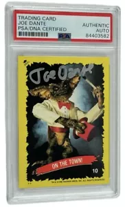 JOE DANTE signed TRADING CARD Topps 1990 Gremlins Encapsulated Director PSA DNA - Picture 1 of 2