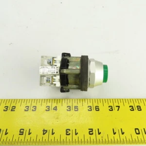 Eaton HT8A 1273C46H01 Green Momentary Contact Push Button Switch 600VAC - Picture 1 of 8