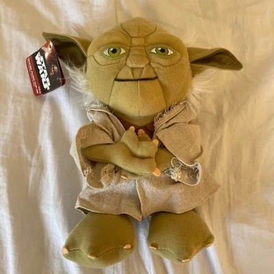 Juguete de peluche con clip Star Wars Yoda Talking Disney Lucasfilm con sonidos Foto 1 de 4
