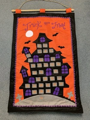 Pottery Barn Kids Trick Or Treat Countdown Calendar Spooky Mansion Pockets Felt - Image 1 of 4