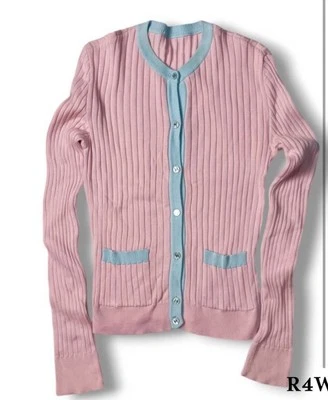 Suéter Boutique Chanel Vintage 1997 Rosa con Botones CC Cárdigan Manga Larga 38 Foto 1 de 4