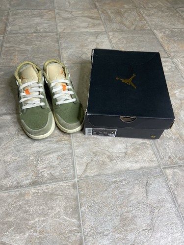 Scarpa Air Jordan 1 Low SE Craft Light Olive GS taglia 5 5 anni verde usata